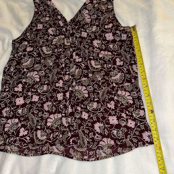LOFT Women’s Purple Floral Pattern Tank Top Blouse Size Small EUC - Picture 8 of 9